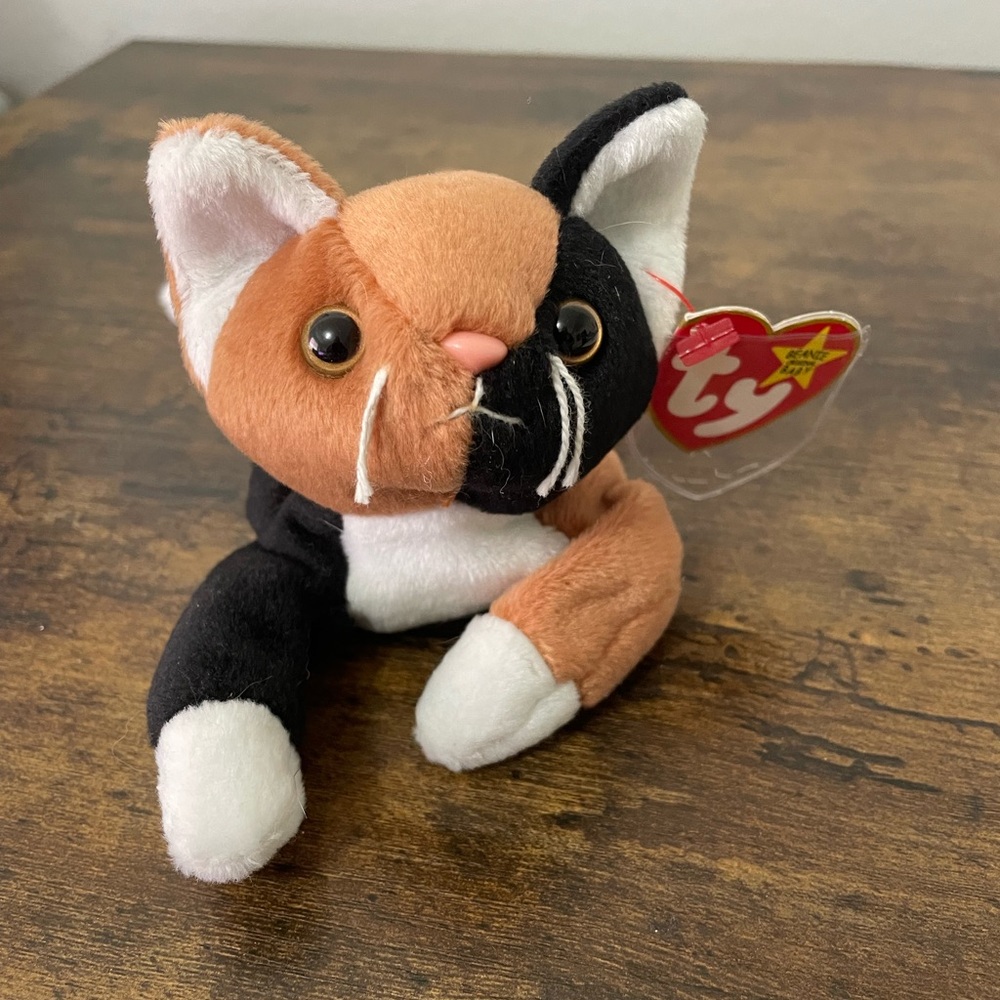 Ty Beanie Baby * Chip the Cat * Date of birth: Jan 26, 1996 *